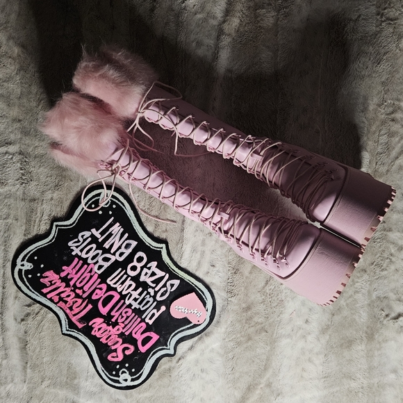 Sugar Thrillz: Dollish Delight Platform Boots- Pink, Size 8, NIB! - Picture 16 of 16